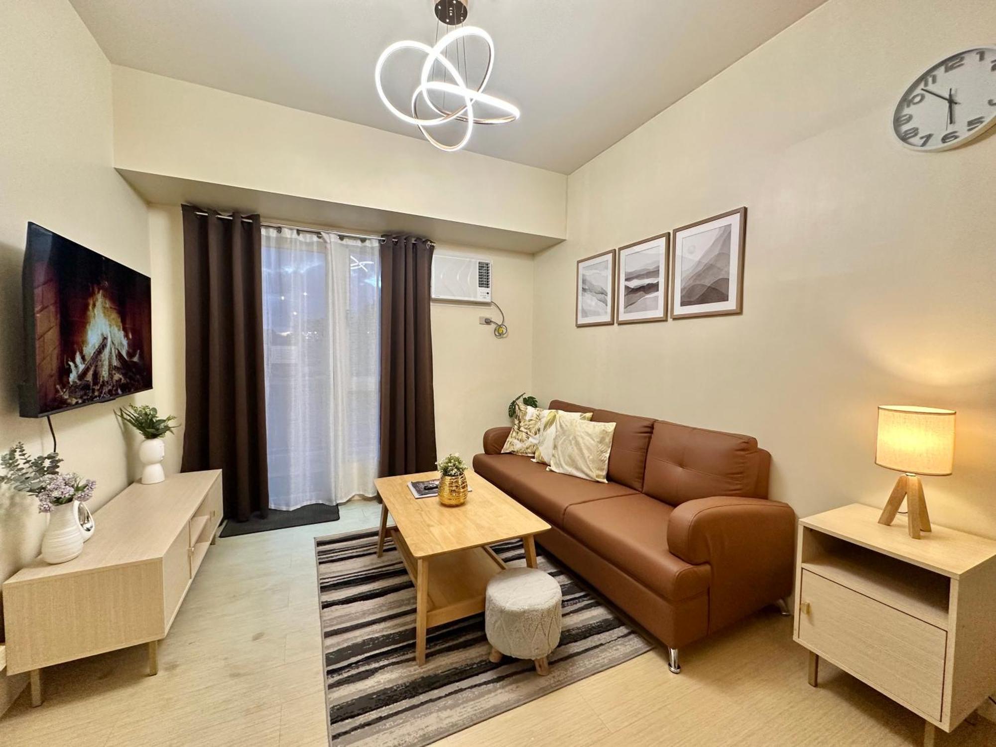 Apartment 2-bedroom Unit With Balcony At Centrio Tower Beside Ayala Centrio Mall Downtown Cdo